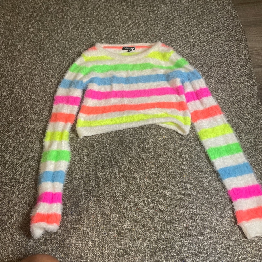 Colorful stripe cropped sweater
